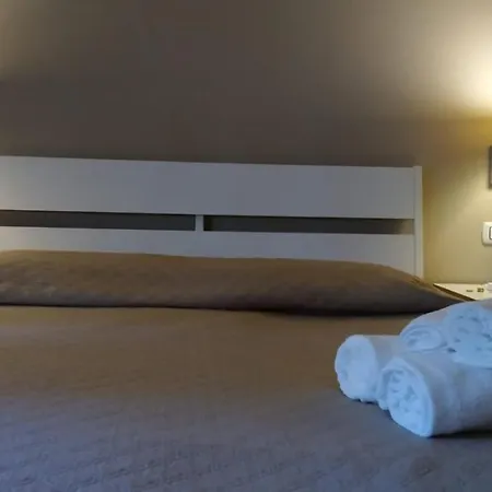 Cconforthotels Appartamento Cavour 3*