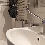 Konukevi Cconforthotels Cavour Bari