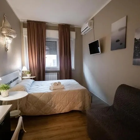 Cconforthotels Appartamento Cavour 3* Bari