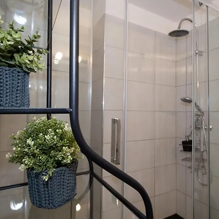 Cconforthotels R&b Cavour 3* Bari