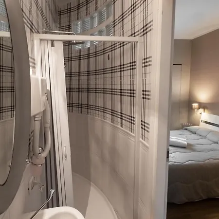 Cconforthotels Cavour Pensionat 3*