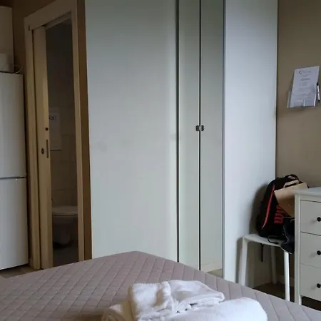 Cconforthotels R&b Cavour Bari